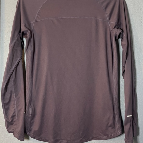 Nike Running Dri-Fit Activewear Shirt Womens Large Long Sleeve Purple Nike Miler - Picture 5 of 8
